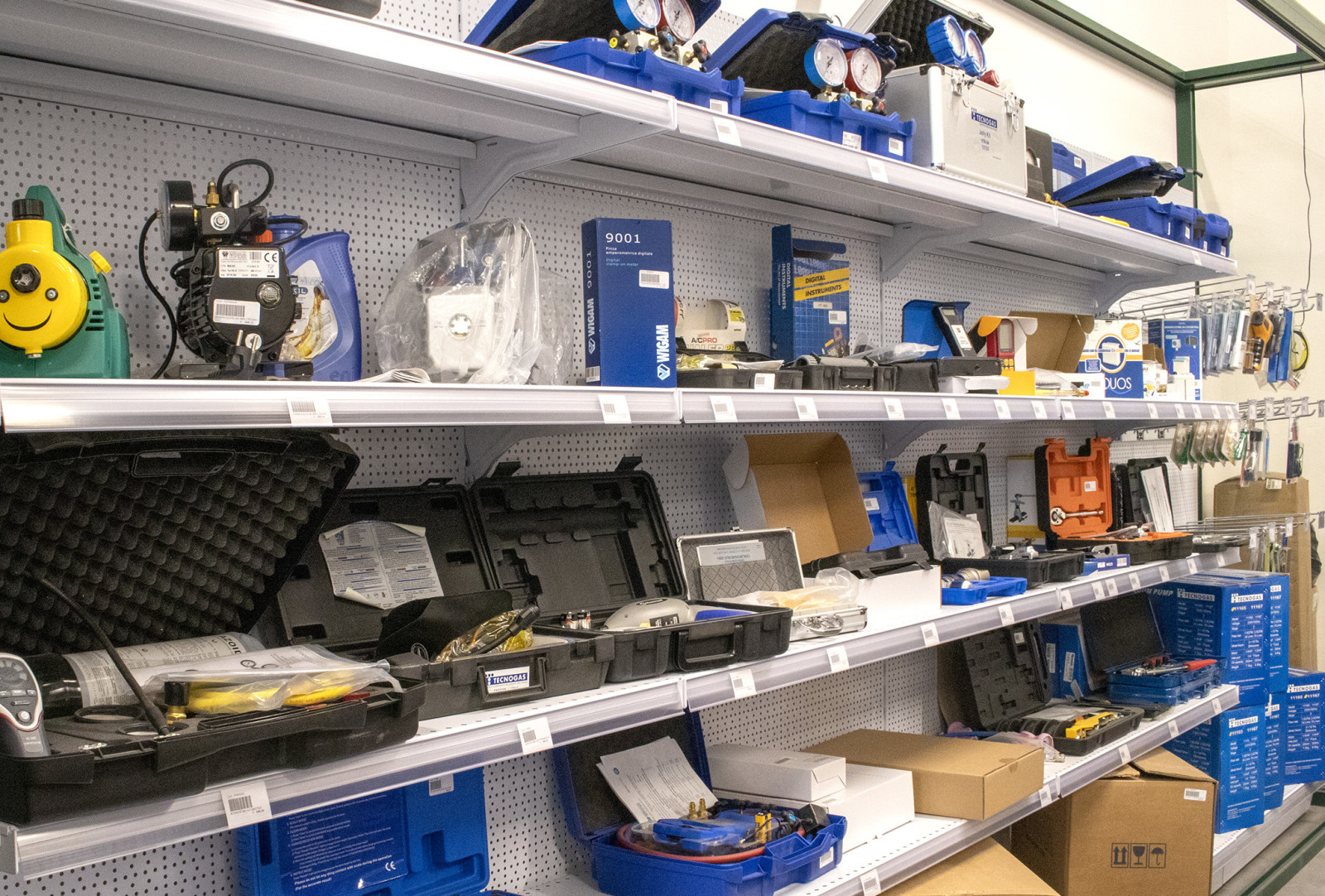 Negozio1 602f7756c4ad6